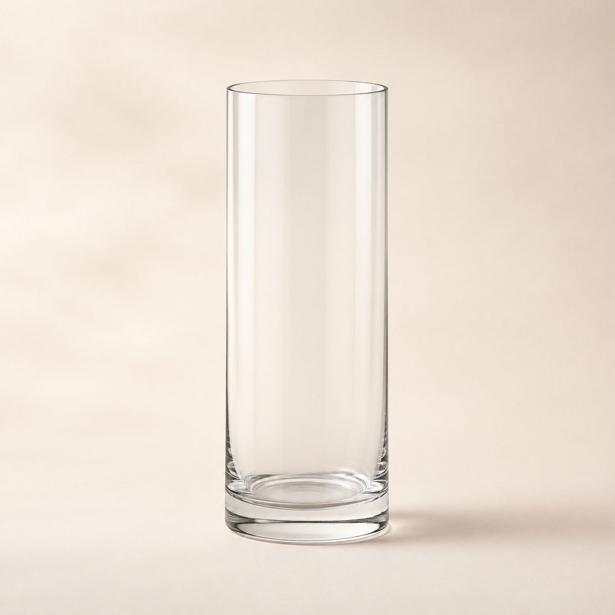 Clear cylinder vase for 50 roses